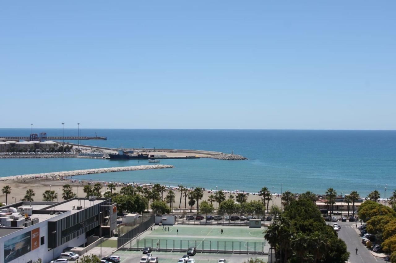 Apartmán Apartamento Plaza Reina Màlaga Exteriér fotografie