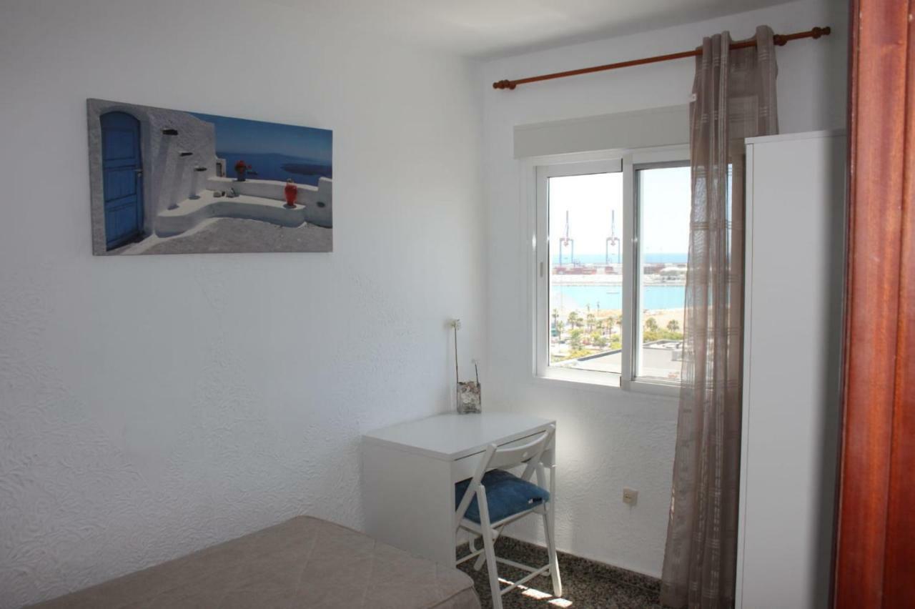 Apartmán Apartamento Plaza Reina Màlaga Exteriér fotografie